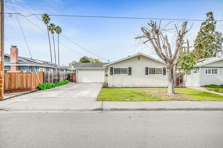 Property Photo:  628 Nightingale St  CA 94551 