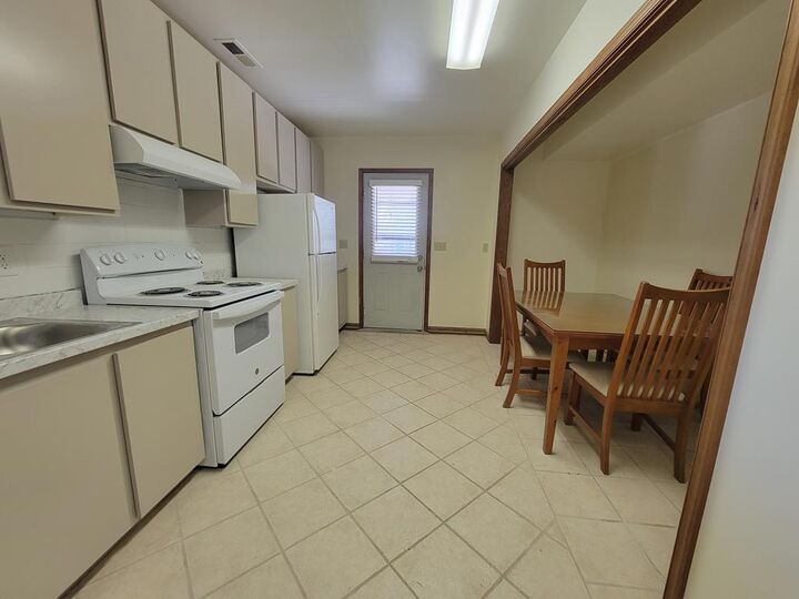 Property Photo:  33 Brooklyn Ave  VA 23480 