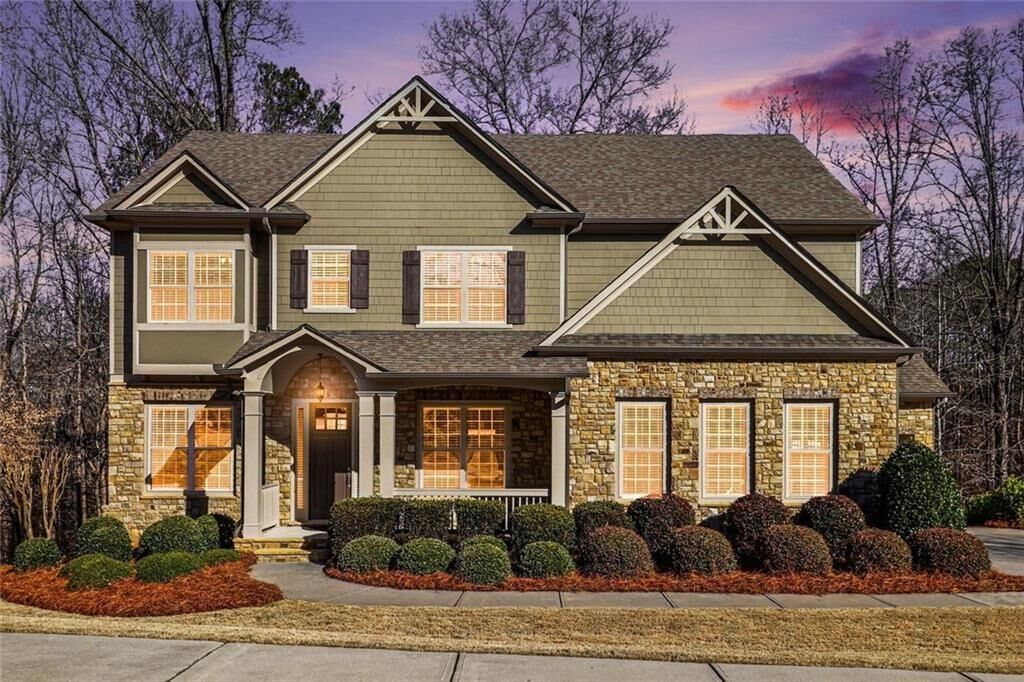 Property Photo:  2720 Cogburn Lane  GA 30004 