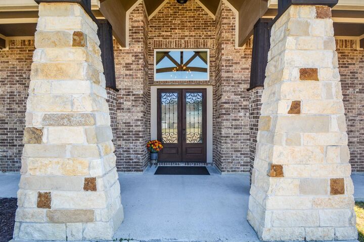Property Photo:  16173 Oaklawn Drive  TX 77372 