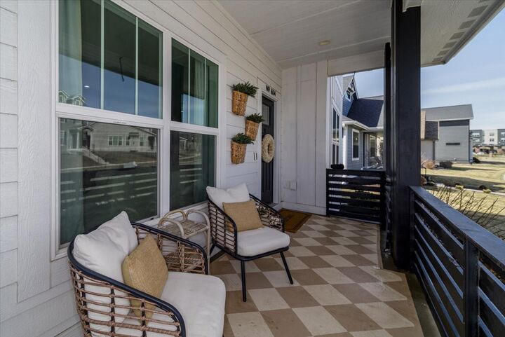 Property Photo: 1604 SW Franklin Drive IA 50023