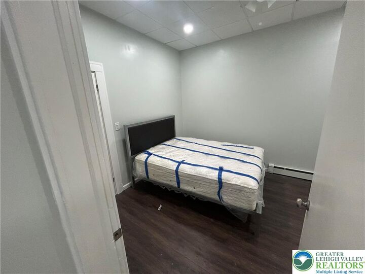 Property Photo:  120 N Main Avenue 2  PA 18504 