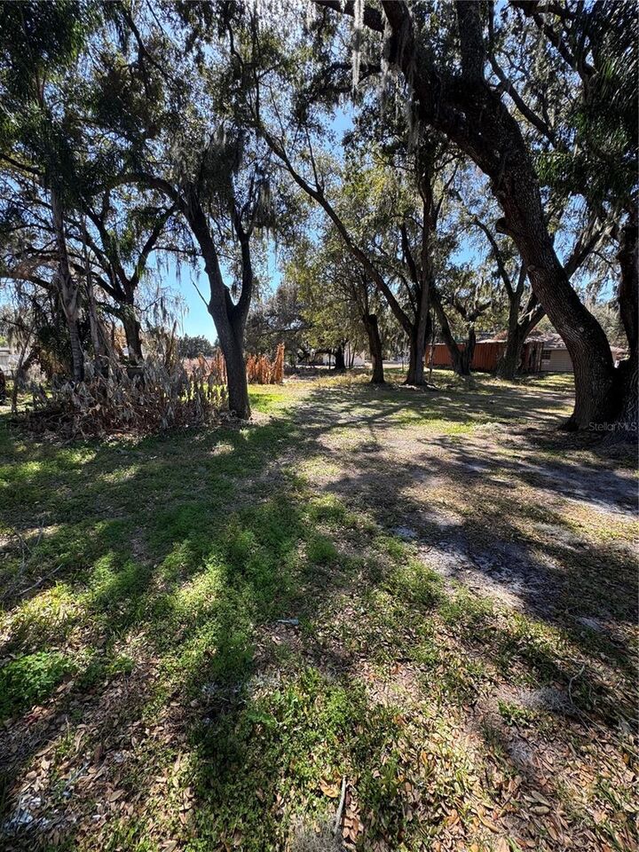 Property Photo:  4316 Lake Avenue  FL 34746 