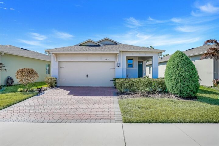 Property Photo:  17421 Blazing Star Circle  FL 34714 