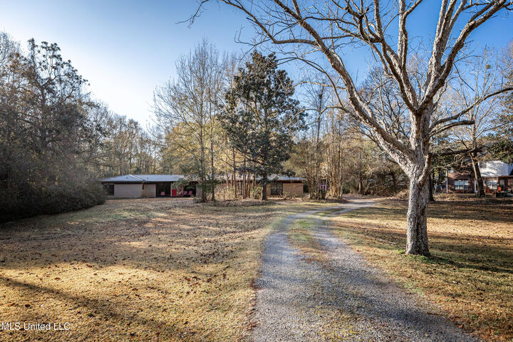 Property Photo:  3040 Pabst Road  MS 39564 
