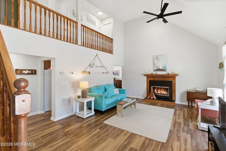 Property Photo:  31 Hillcrest Lane  NJ 08087 