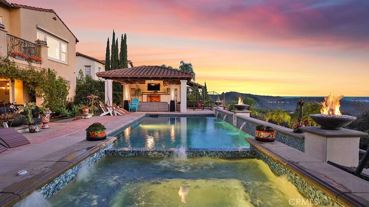 Property Photo:  13 Calle Viviana  CA 92673 