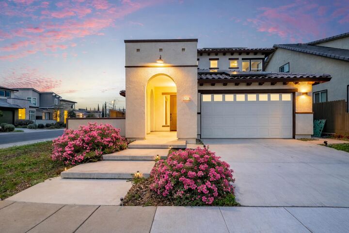 Property Photo:  12113 Wistar Way  CA 95742 