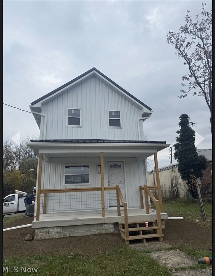 Property Photo: 14 Evans Street OH 44446