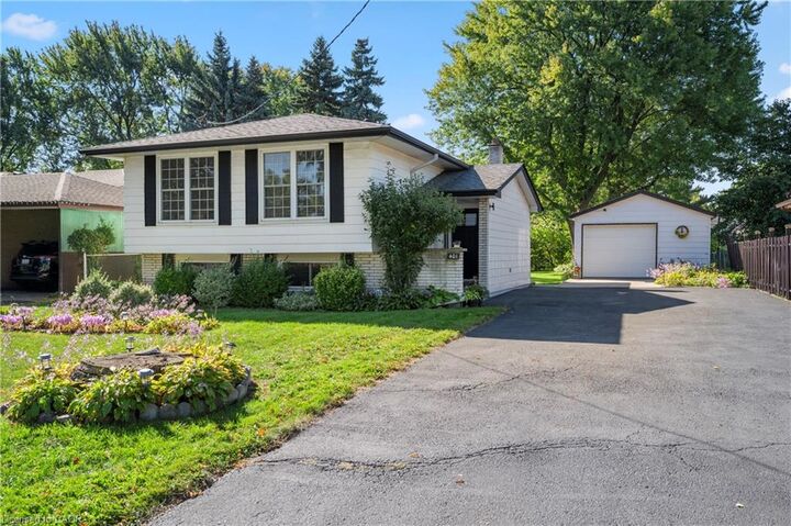 Photo de la propriété: 401 Mohawk Road W ON L9C 1W5