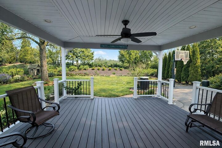 Property Photo:  6208 N Imperial Drive  IL 61614 