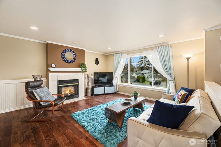 Property Photo:  3929  205th Place SW  WA 98036 