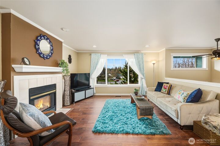 Property Photo:  3929  205th Place SW  WA 98036 