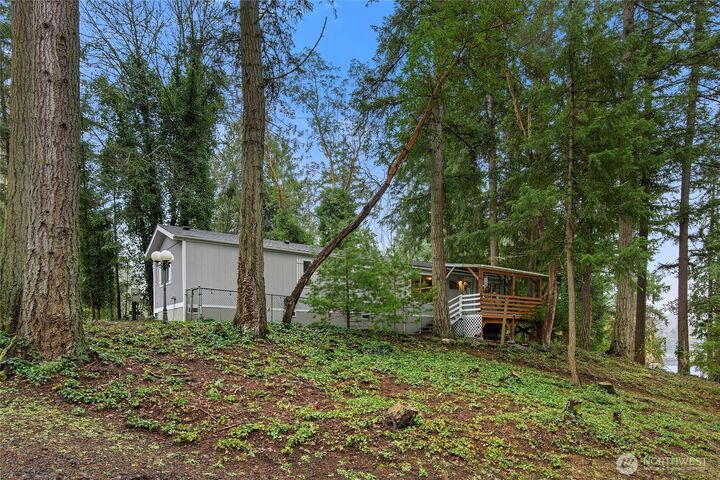 Property Photo:  15233 NE Sunset Ave  NE  WA 98345 