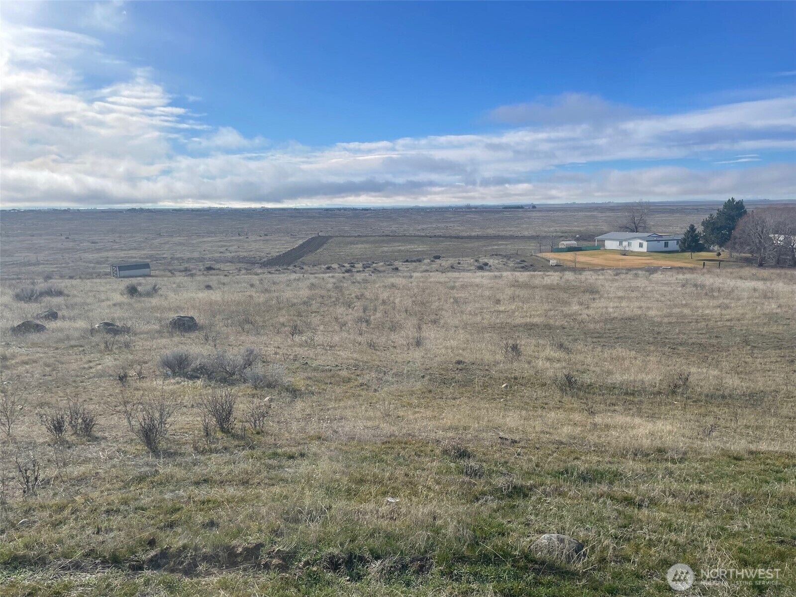 Property Photo:  8686  Neppel Road NE  WA 98837 