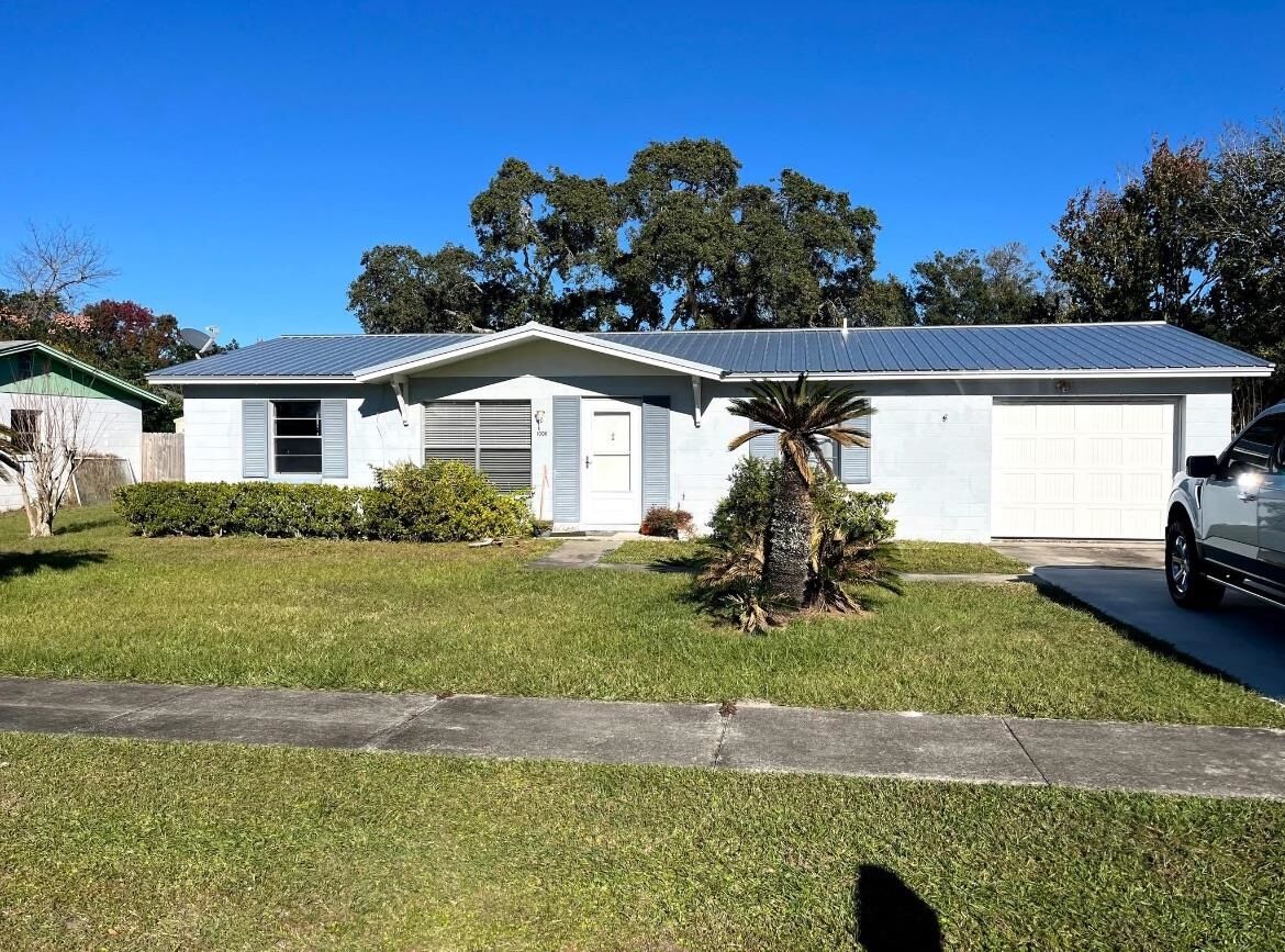Property Photo:  1008 Dorado Dr  FL 32086 