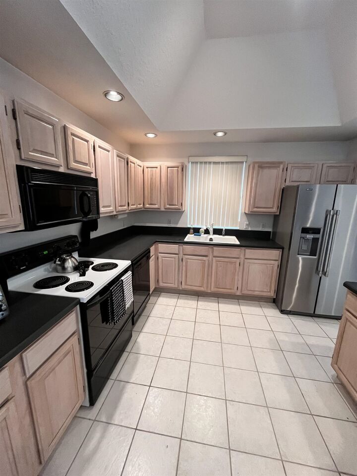 Property Photo:  6773 Veronica Court  FL 32086 