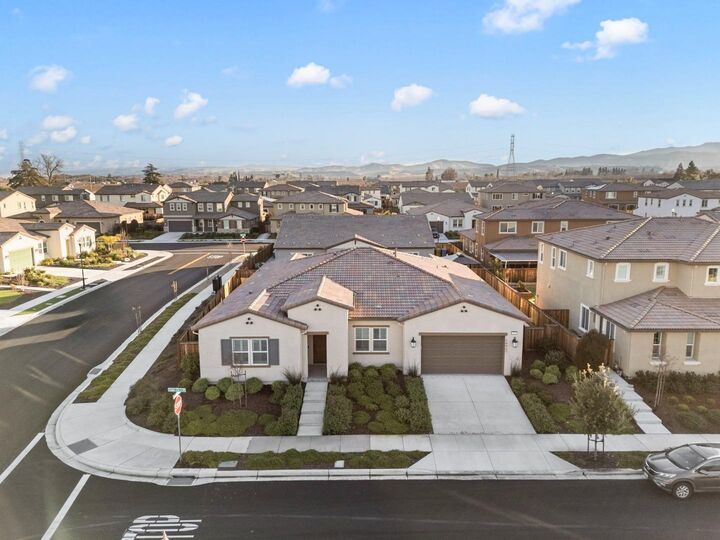 Property Photo:  174 Cider Circle  CA 94513 