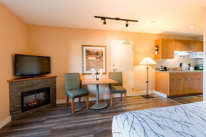 Property Photo: 1490 Highway 99 101 BC V0N 2L1