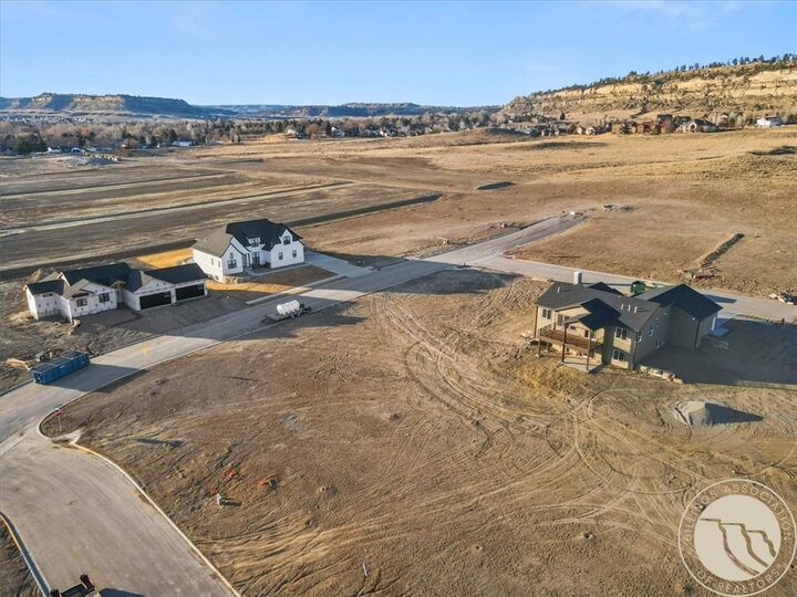 Property Photo:  3032 Ridgefield Drive  MT 59106 