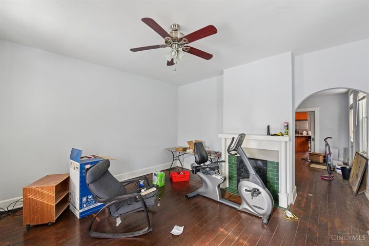 Property Photo:  1324 Apjones Street  OH 45223 