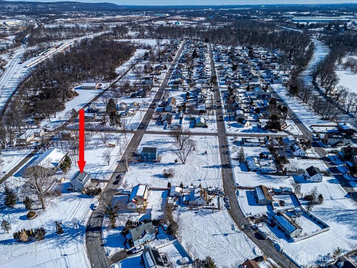 Property Photo:  653 Huff Avenue  NJ 08835 