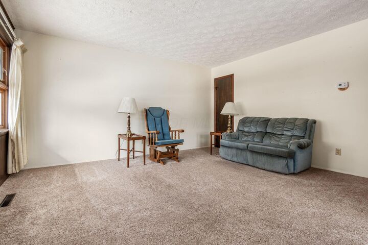 Property Photo:  1284 Thurston Drive  OH 43227 