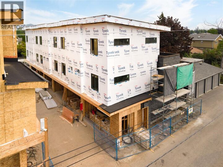 743 Morrison Avenue 6 — photo 1