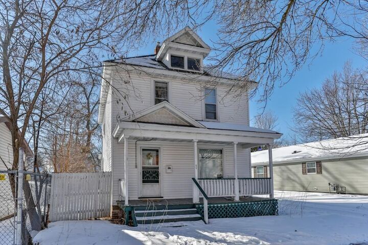 Property Photo:  729 Jefferson Street  WI 54403 