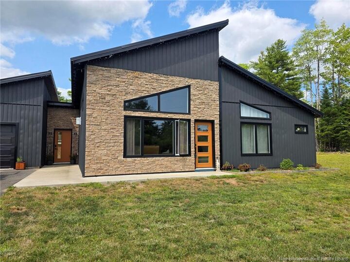 Property Photo: 9 Crest Avenue NB E3L 0G8