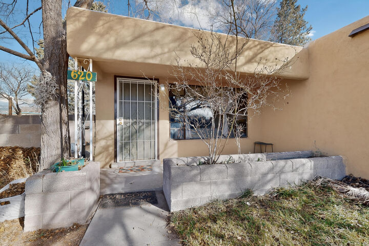 Property Photo:  620 San Pablo Street NE  NM 87108 