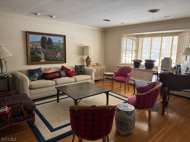 Property Photo:  208 Jefferson Ave  NJ 07090 