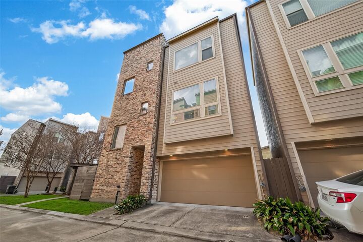 Property Photo: 2005 Patterson Street TX 77007