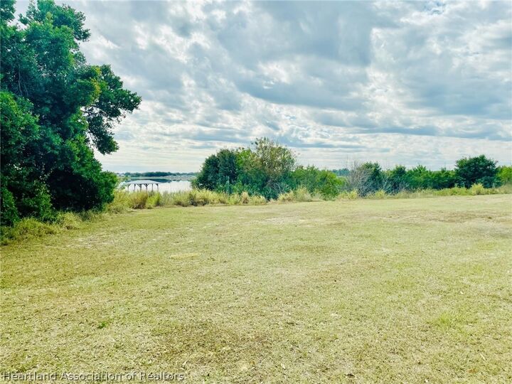 Property Photo:  1037 W Lake Damon Drive  FL 33825 