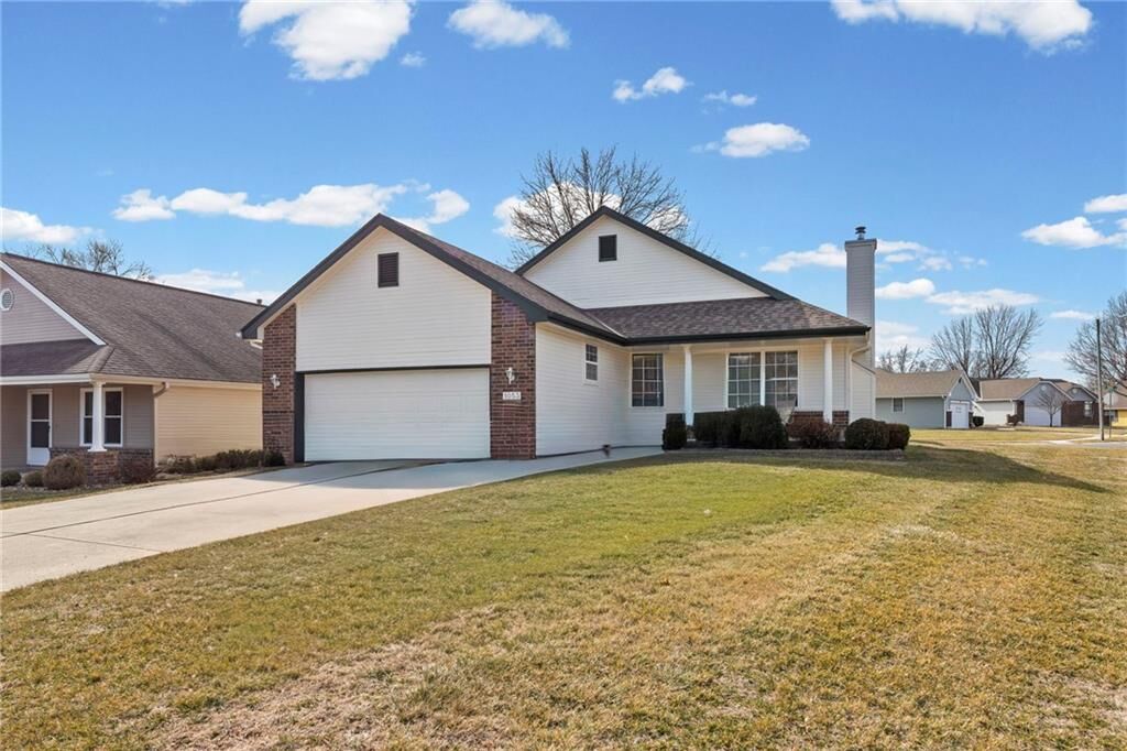 Property Photo:  1053 SW 8th Circle  MO 64081 