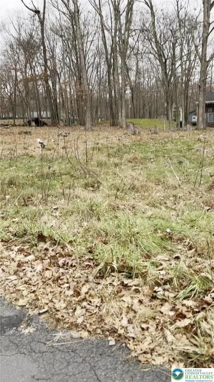 Property Photo:  106 Glenbrook Drive  PA 18328 