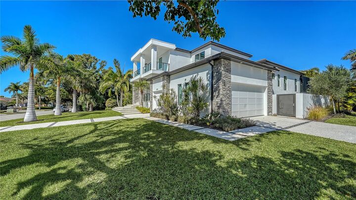 Property Photo:  575 S Spoonbill Drive  FL 34236 