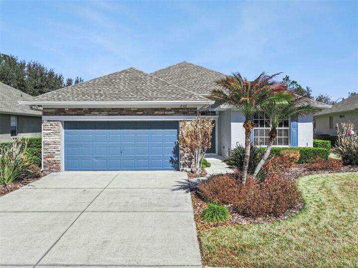 Property Photo:  8107 Lake James Boulevard  FL 33810 