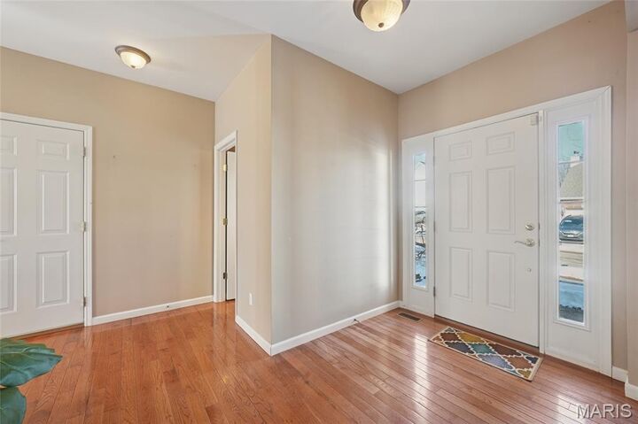 Property Photo: 345 Palisades Ridge Court MO 63025