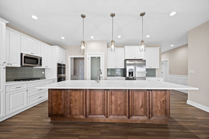 Property Photo: 25146 S Westwind Drive IL 60410