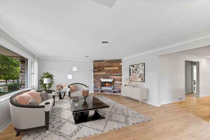 Property Photo:  10206 S Saint Louis Avenue  IL 60805 