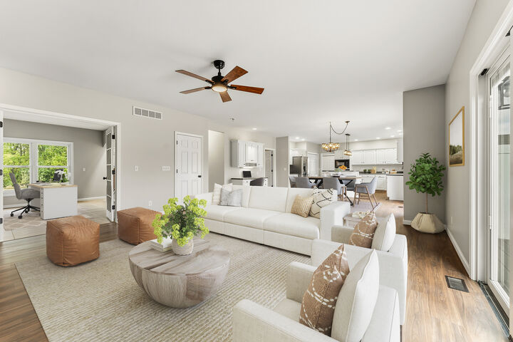 Property Photo:  302 County Road 2650 N  IL 61853 