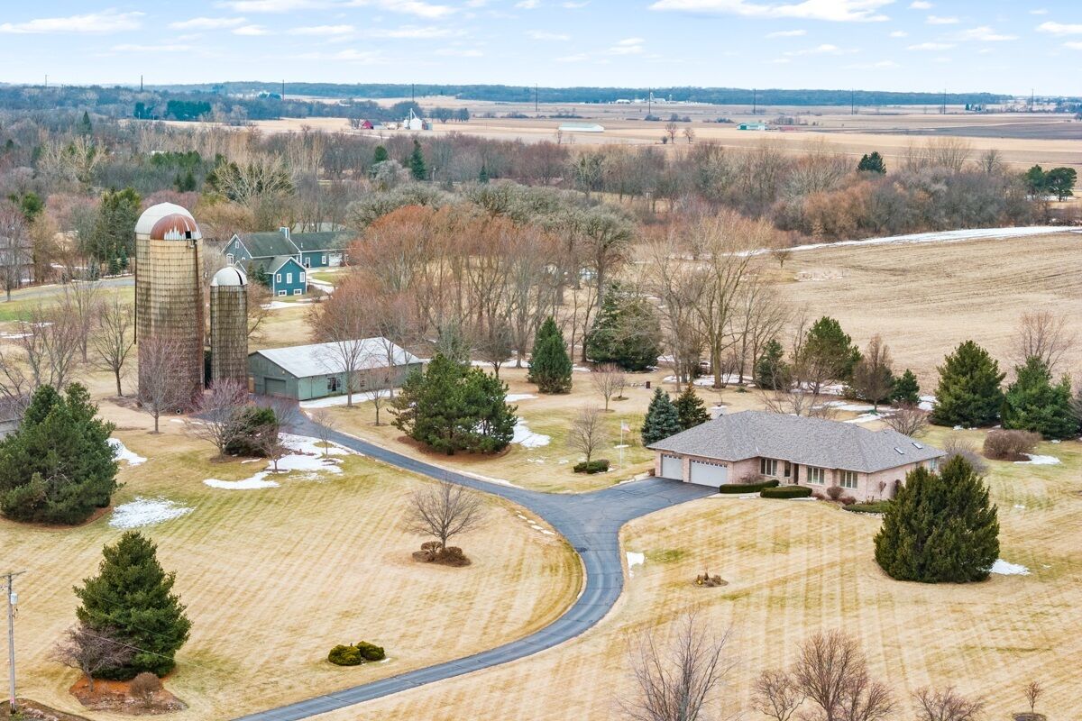 Property Photo:  14N850 Engel Road  IL 60140 