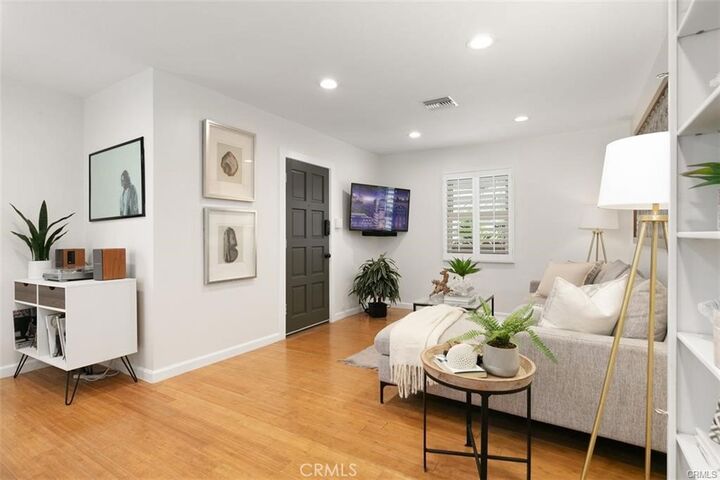 Property Photo: 654 8th Street CA 90254