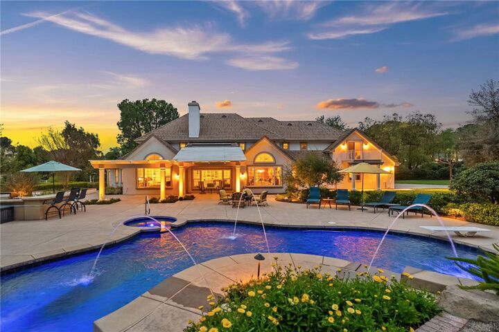 Property Photo:  43925 El Lucero  CA 92592 