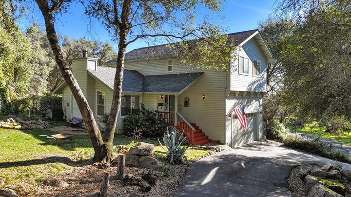 Property Photo: 15900 Dry Creek Lane CA 95949