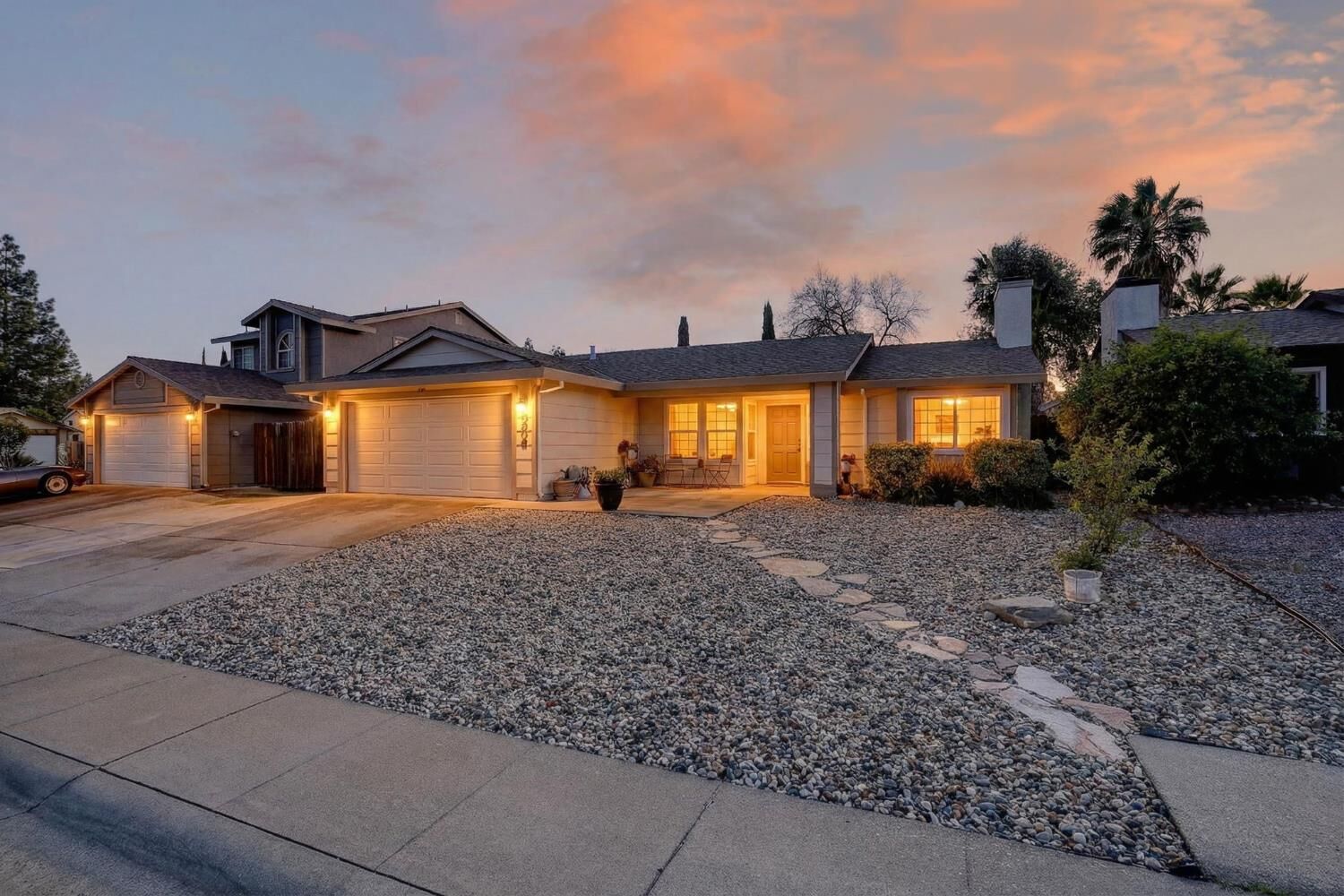 Property Photo: 1360 Ridgerun Drive CA 95747