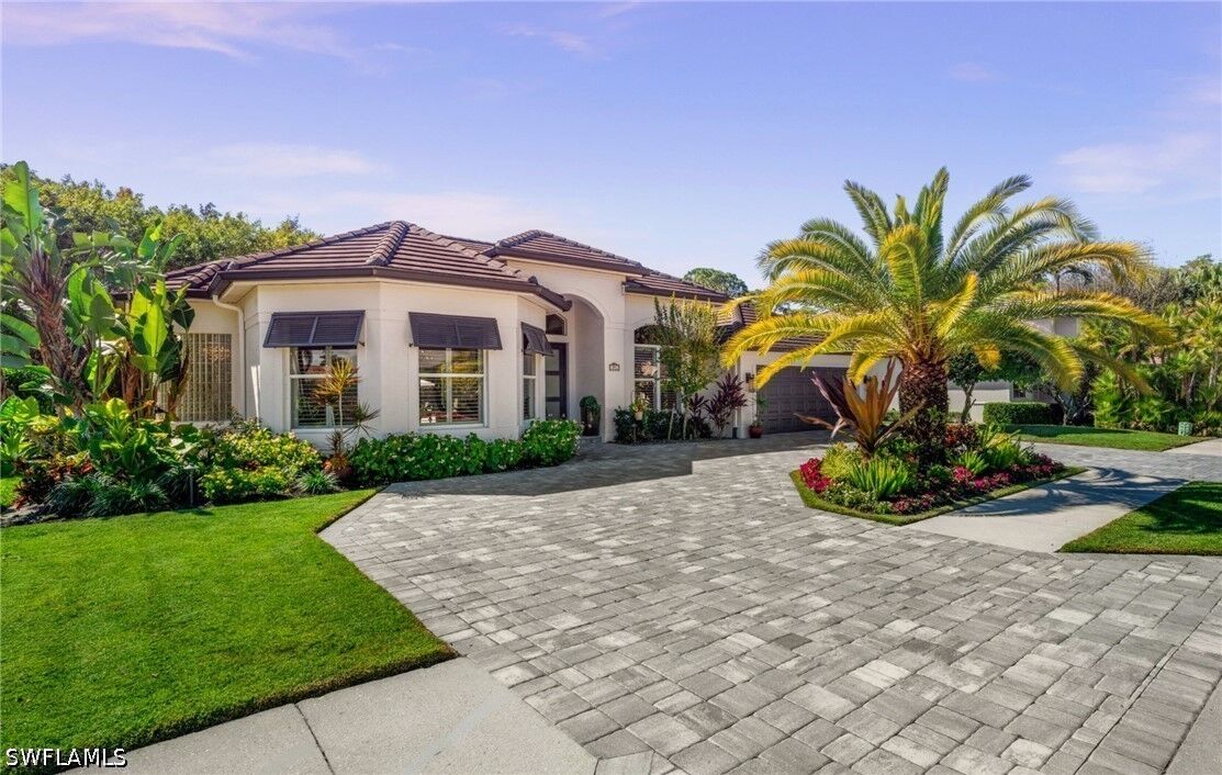 Property Photo:  985 Spanish Moss Trail  FL 34108 