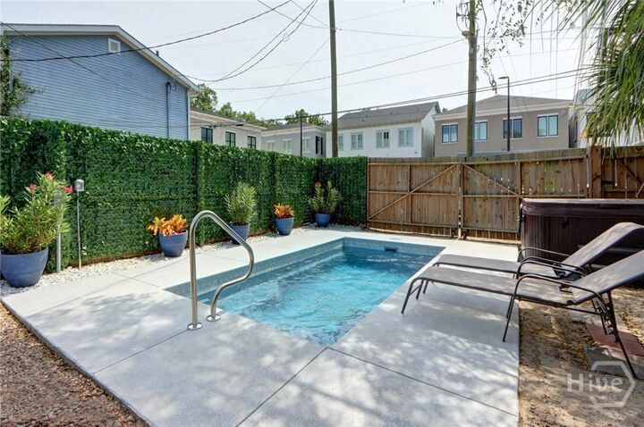 Property Photo: 315 W Hall Street GA 31401