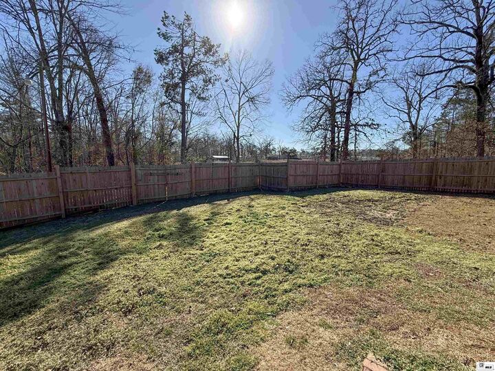 Property Photo:  118 Sherwood Drive  LA 71291 